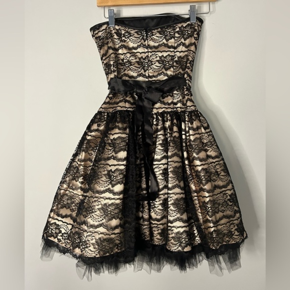 Jessica McClintock for Gunne Sax Black Lace Strapless Tulle Mini Dress - Picture 3 of 9